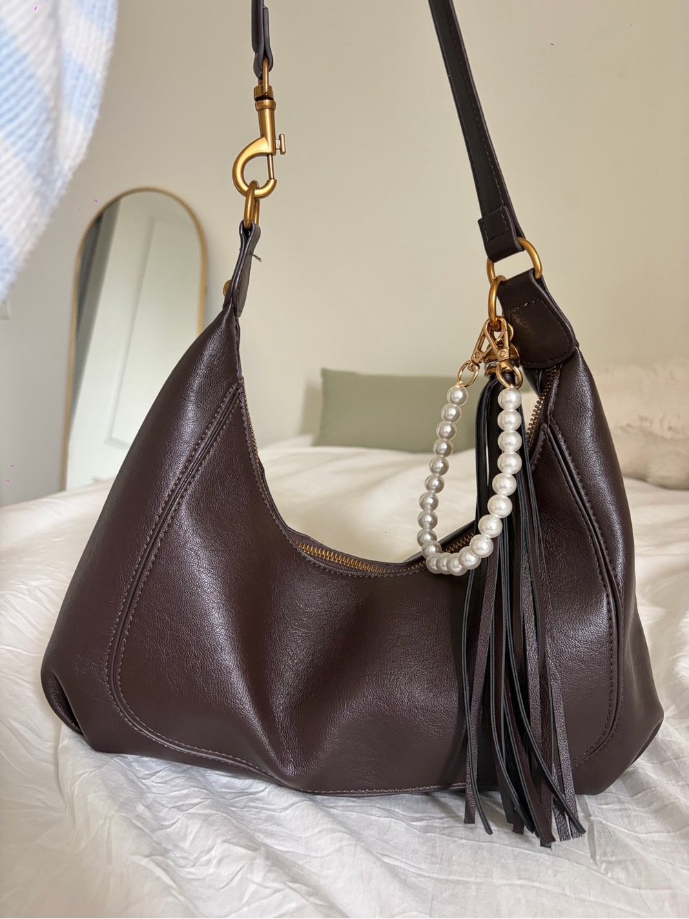 Steve Madden Dark Brown Leather Shoulder Bag with Pearl Charm - Picture 3 of 3